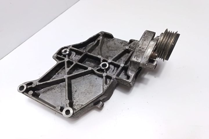 Suport compresor AC 058260885 Audi A4 B5