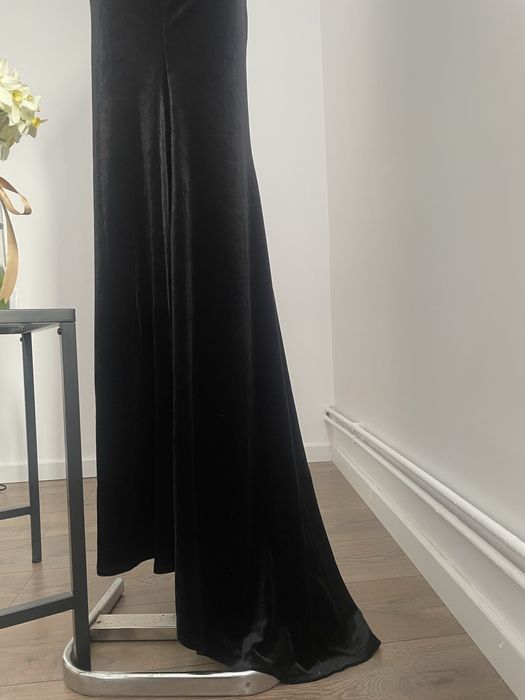 Rochie lunga cu trena eleganta neagra S