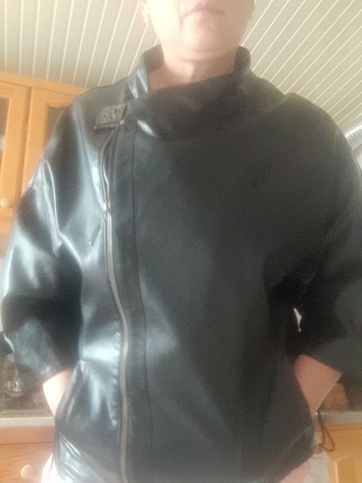 Куртка женская новая