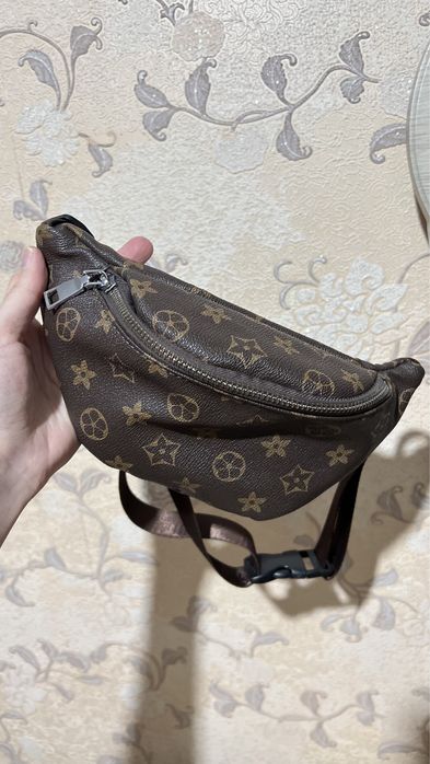 Сумка Louis vuitton