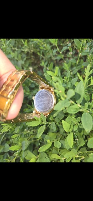 Часы наручные женские