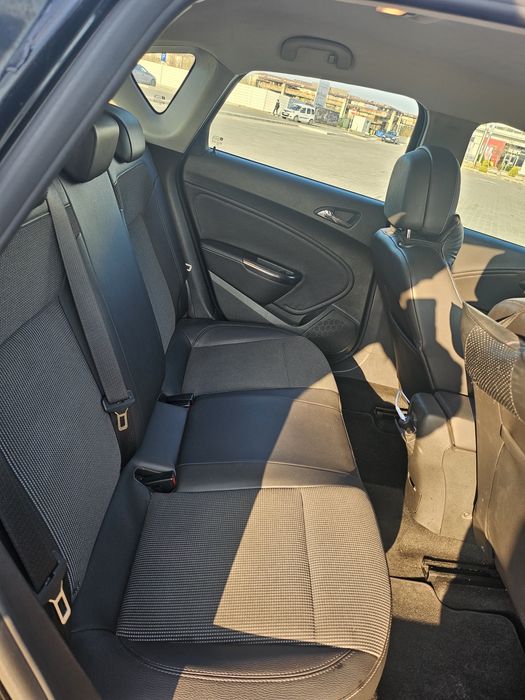 Opel Astra J 2012, 1.7 CDTI