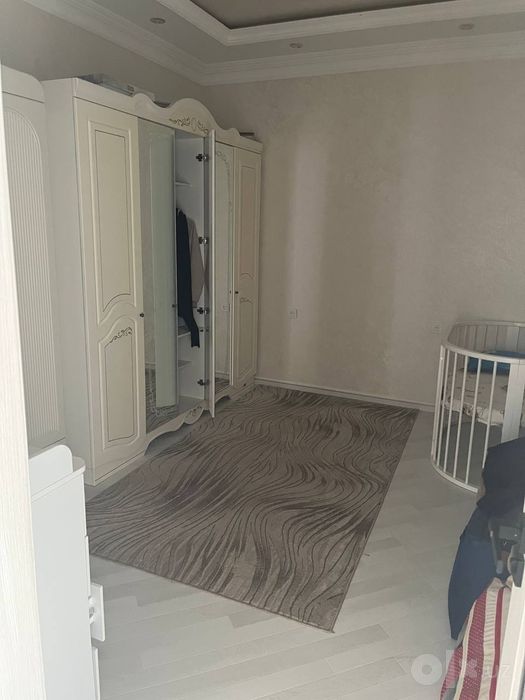 Keles Kirovda 1.6 sotix 6 xonali xonadon sotilvotti