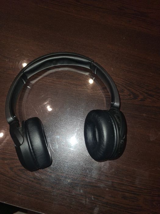 Безжични слишалки сони