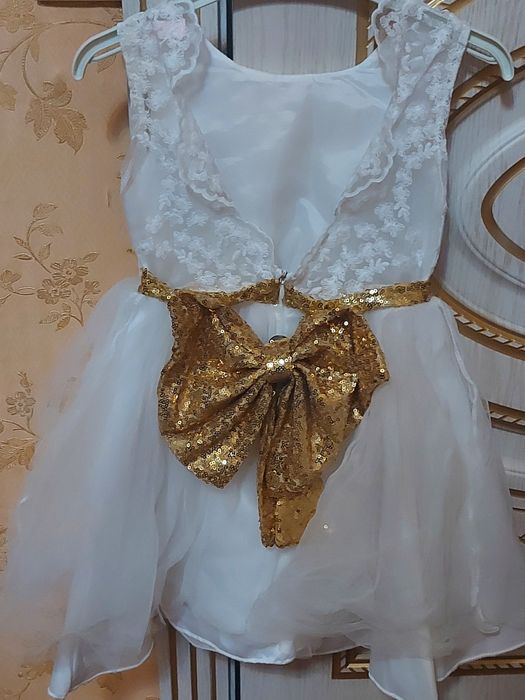 Нарядные детские платья