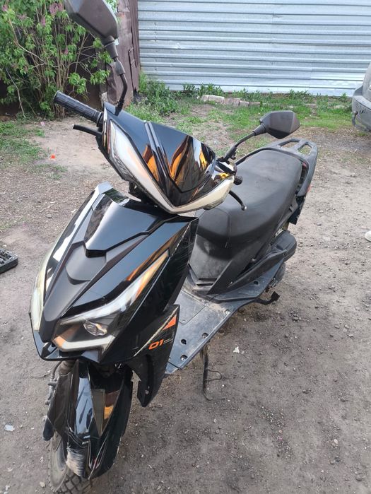 Мопед м8 venom,nomad мотор