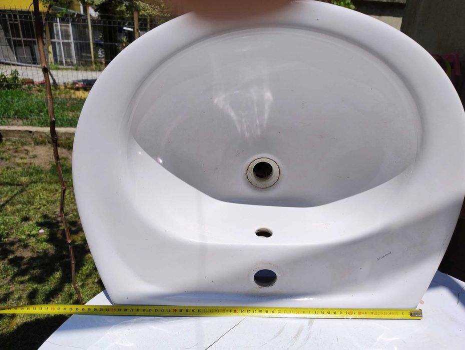 Продавам порцеланова мивка