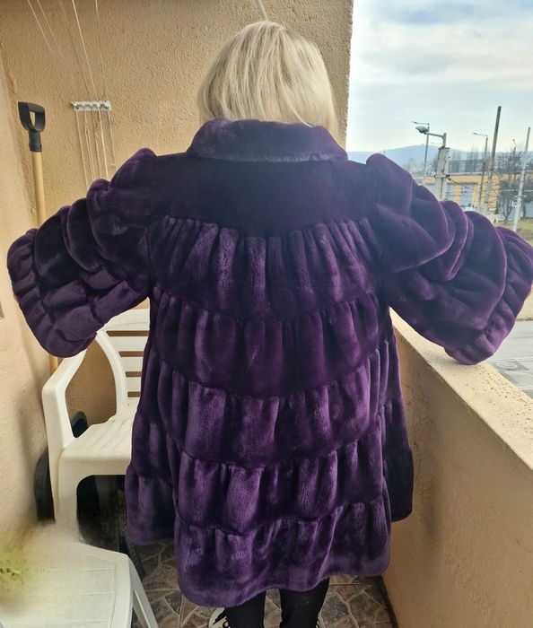 Кожено палто много голямо