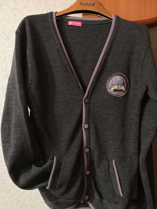 Продам школьную форму