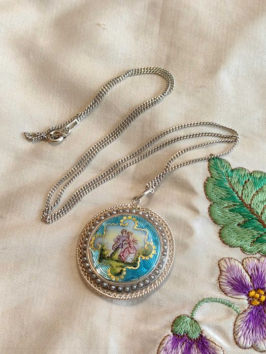 Уникат! Старинен 19 в. Сребърен 
Филигранен Медальон с Емайл и Перли