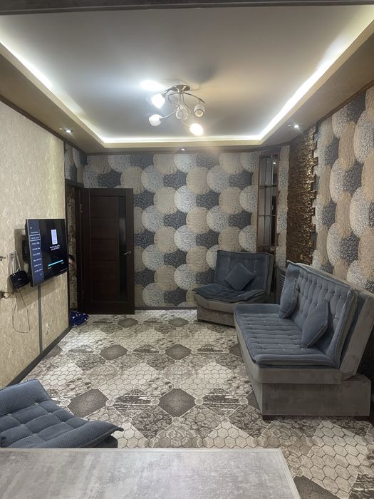 Сдается  2 комнамнатная квартира на долгий срок