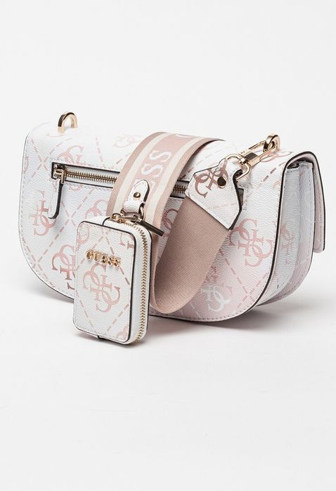 Дамска чанта Guess