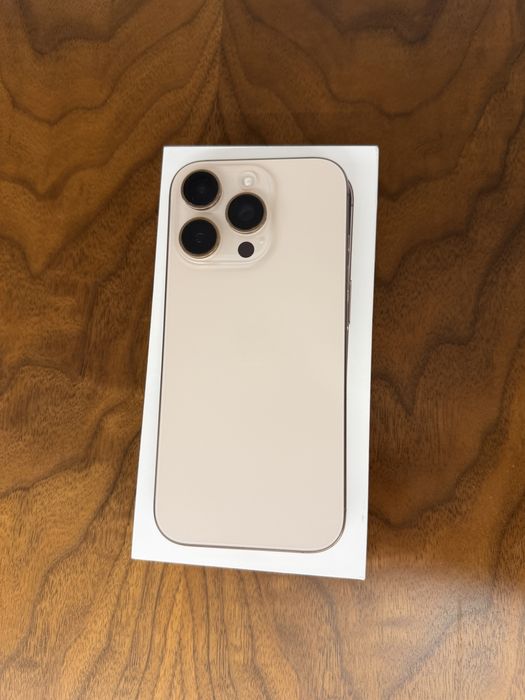 iPhone 16 Pro 256GB Desert Titanium