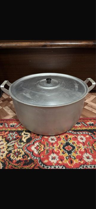 Продаются дом.вещи