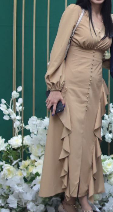 Продаётся платье