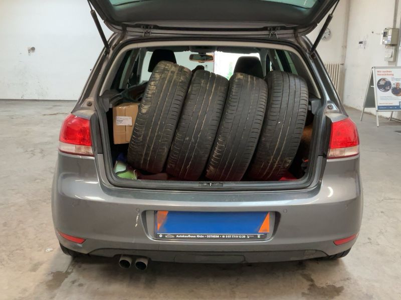 Volkswagen Golf VI 2.0 TDI Style BlueMotion Tech 2011