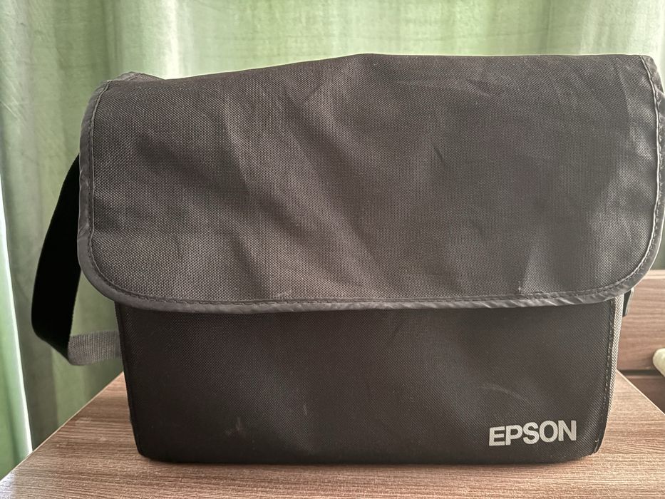 LCD проектор Epson EH-TW480