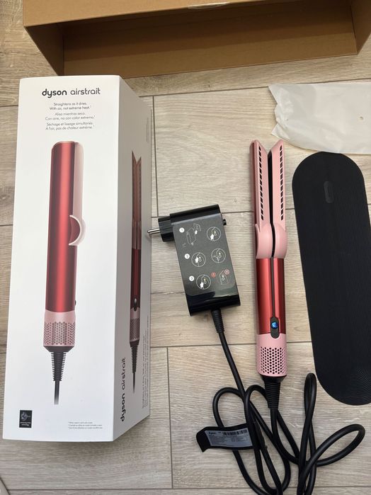 Dyson Airstrait преса-сешоар Чисто Нов!