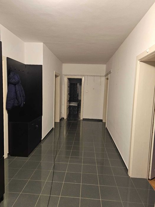 Închiriez apartament în vilă, într-o zonă liniștită din Timișoara