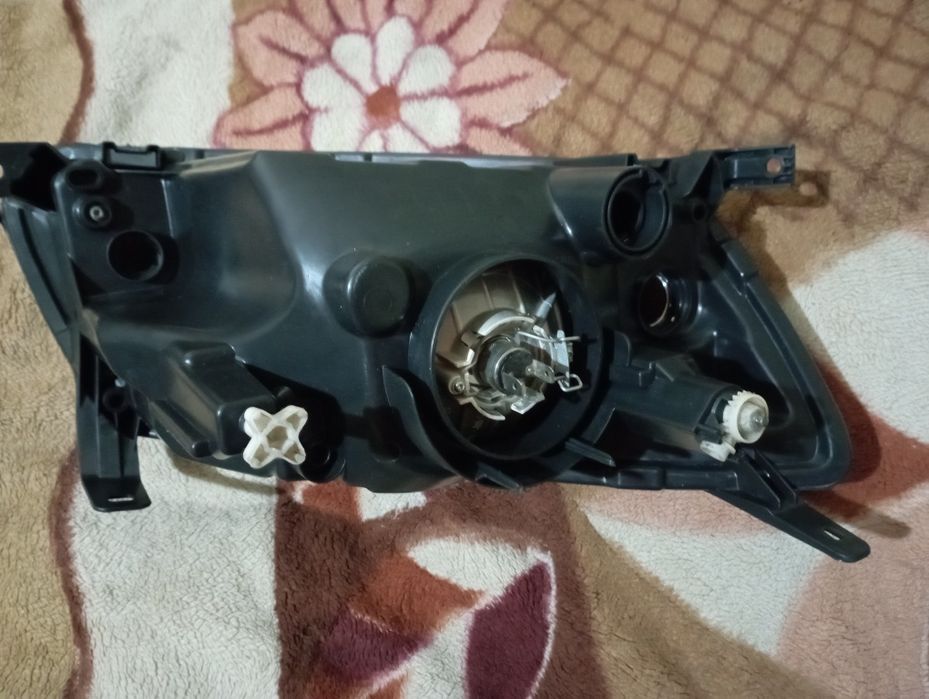 Фара на лада гранта 1