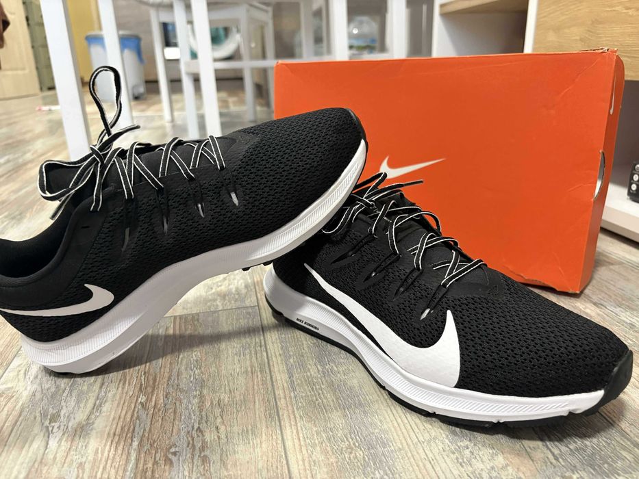 Nike Quest 2 като Нови Мъжки Маратонки 42.5