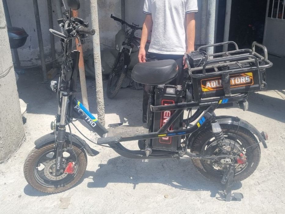 Monster arenda monstr elektro velik