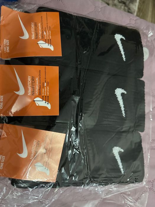 Памучни чорапи Найк