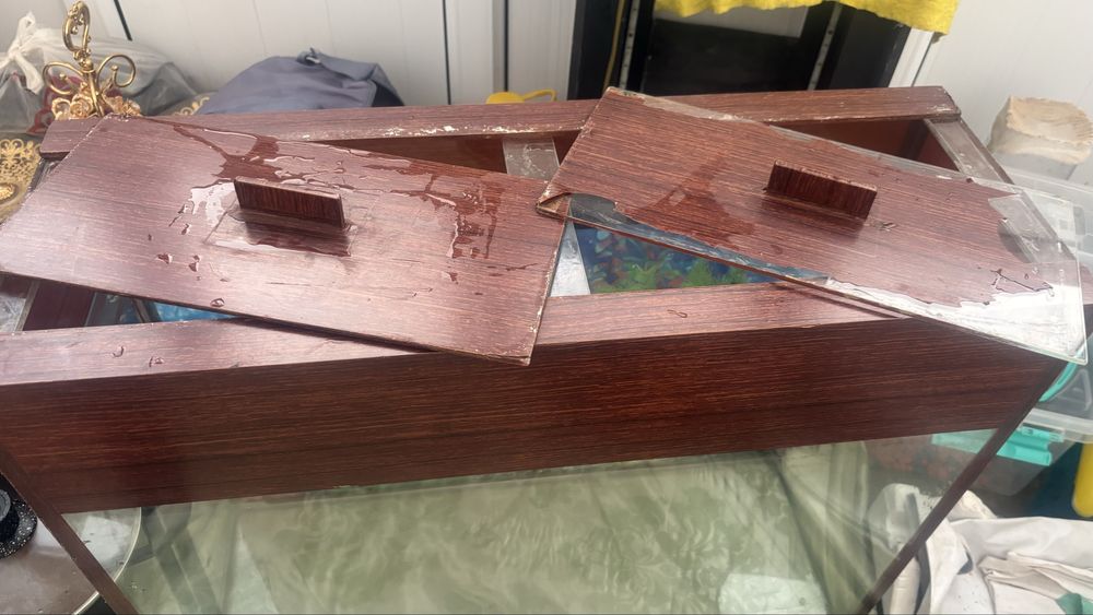 Продам аквариум 80лт.