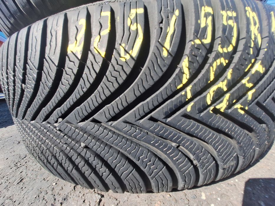 4 anvelope iarna 225/55r17 Michelin Montaj Gratis