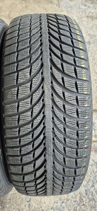 2 anvelope iarna Michelin 245/65/17,dot 2022.Pretul este pe bucata.