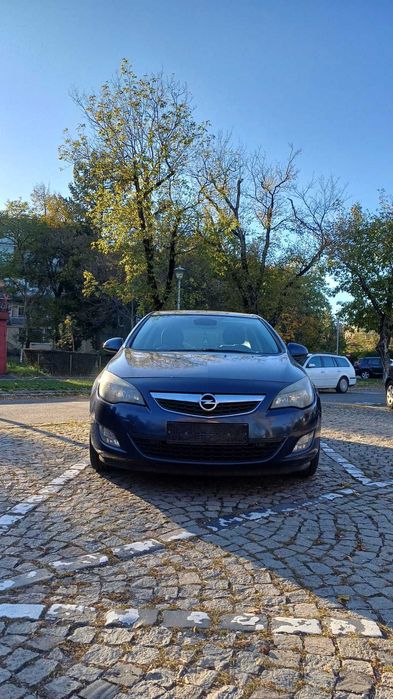 Opel Astra J 2.0 CDTI 2012 160 CP