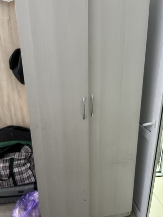 Шкаф для вещей белый