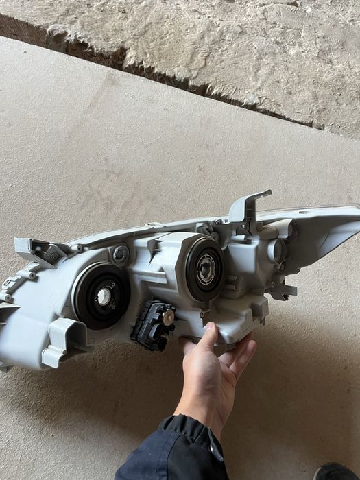 фары тайота камри 40 правый