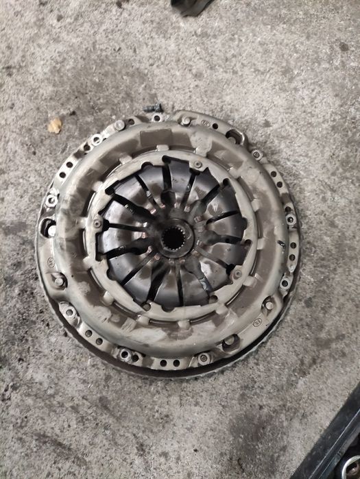 Демпферен маховик за Nissan Juke 1.2Ti