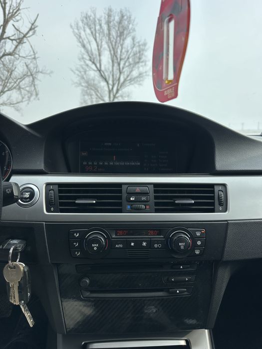 De vanzare bmw e90 320d