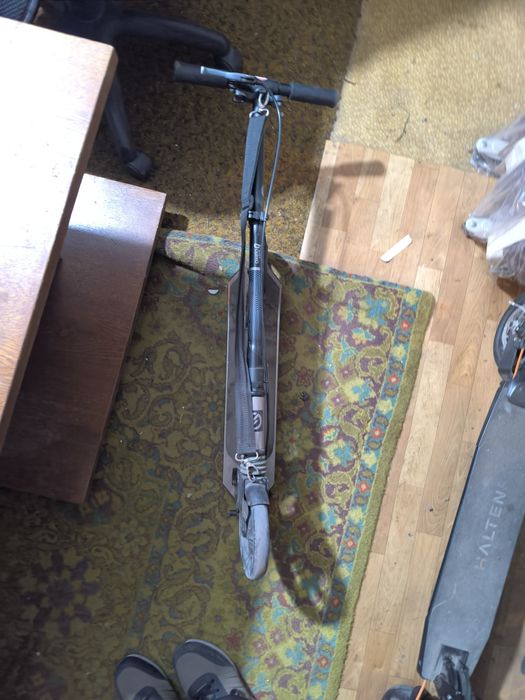 Продам самокат детский