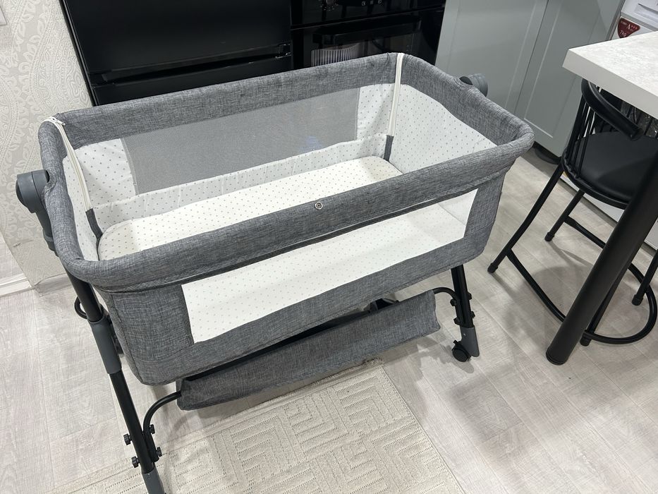 Детская кровать манеж