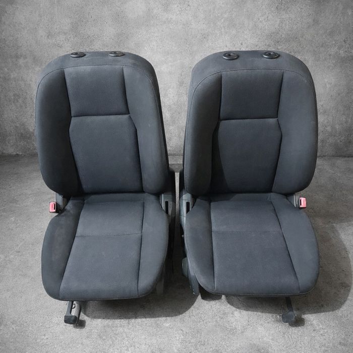 Предна лява / дясна седалка  Мерцедес Ц клас 204 / Mercedes C