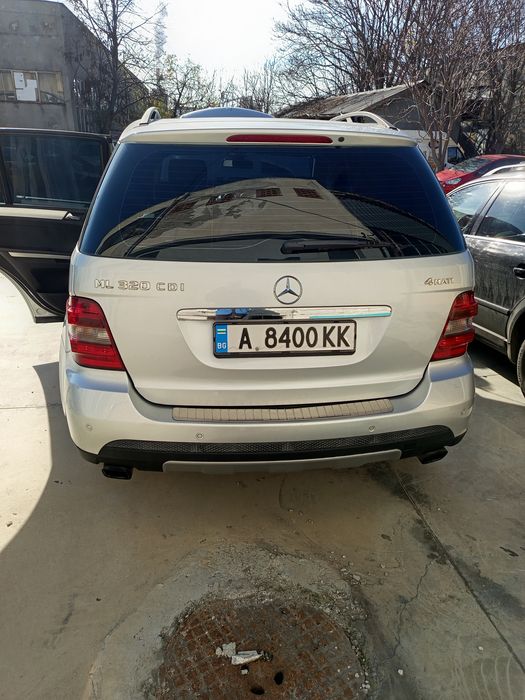 Продавам Мерцедес МЛ 320 дизел