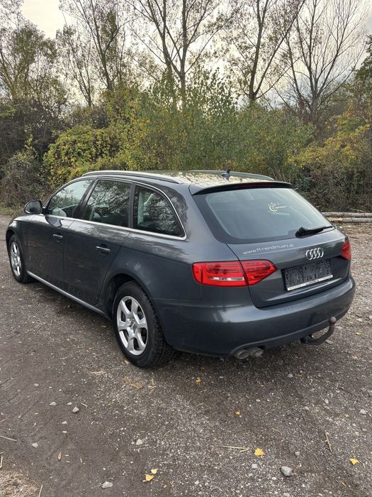 Audi A4 B8 - 2.0TDI, 143cai, Bi-xenon