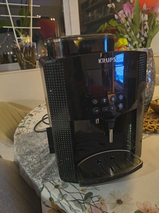Отлична автоматична кафемашина KRUPS
