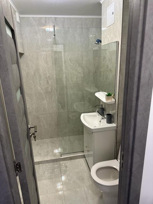 Inchiriez apartament 1 camera zona Bariera - Catedrala ultra lux proprietar