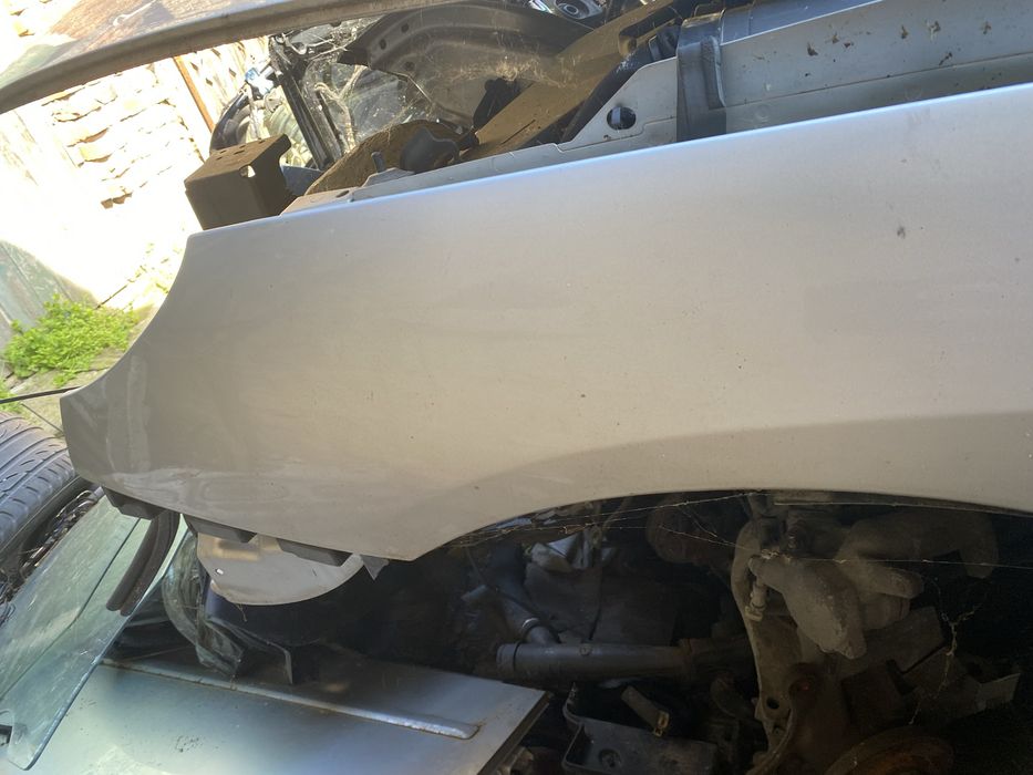 Ляв калник пежо 407