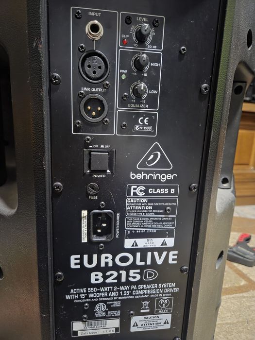 Vând boxe Behringer si mixer