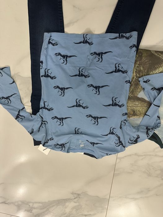 Нови дънки Name it за момче с ръст 134 см и подарък две блузи