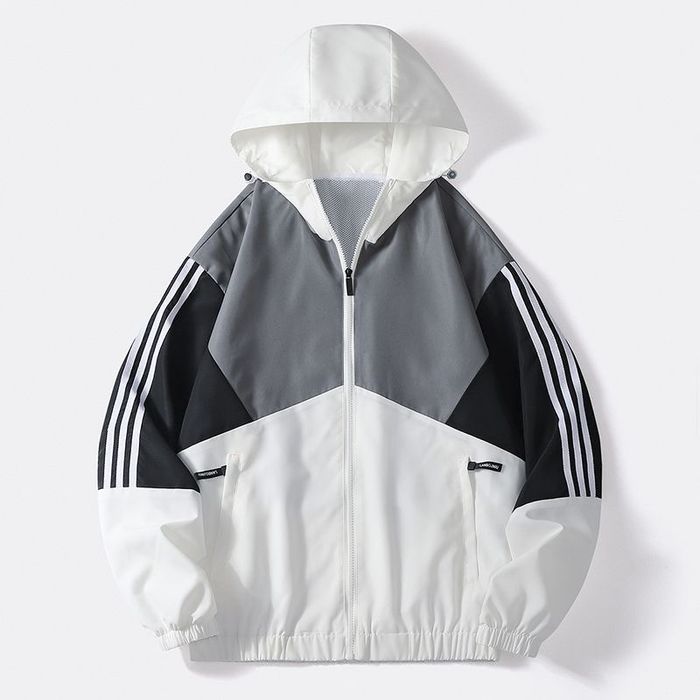 Кофта adidas.