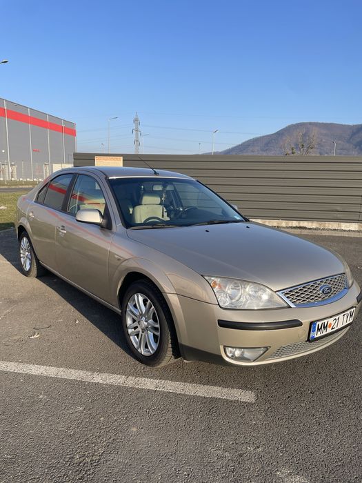 Vând Ford Mondeo