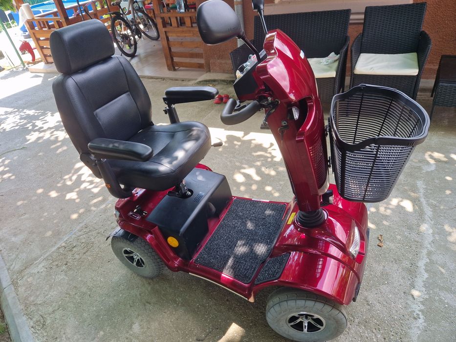 Cărucior electric pentru persoane cu dizabilități