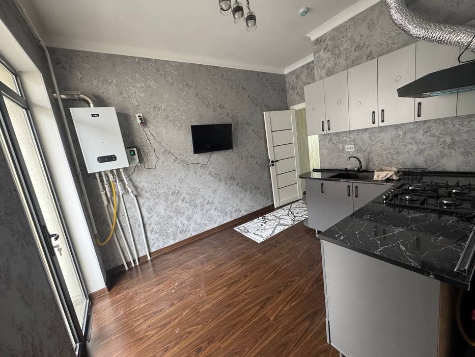 Урикзор Бозор ёнида Янги Новостройка 2хона Парядичнийларга