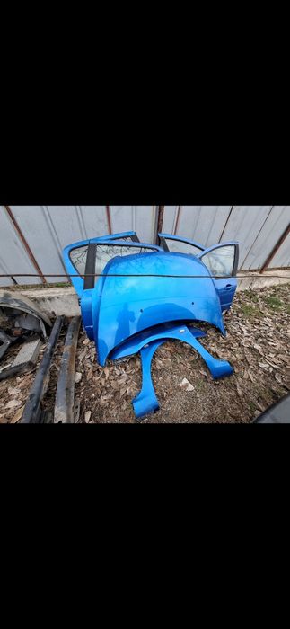 Пежо 307 хечбек 2.0 HDI 110к.с 
 Останали части всичко по 30€
Намират се в София 

Тел:0876646663